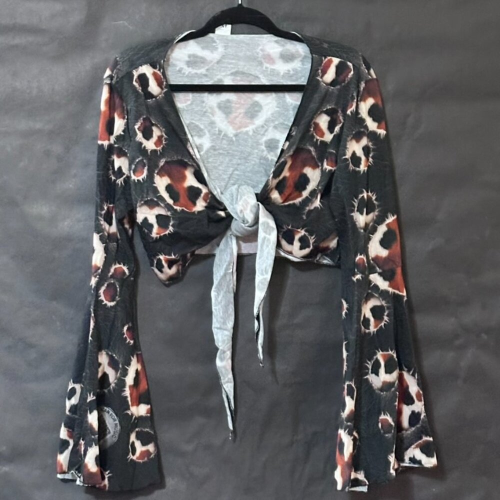 Cow Print Cotton Halter Bell Sleeve Size XL  Shirt Crop Top Punk Rock Festival - Picture 5 of 10